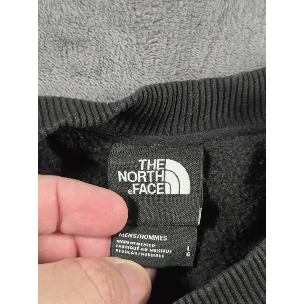 The North Face Men’s Size L Black Crew Neck Pullover Sweatshirt C2